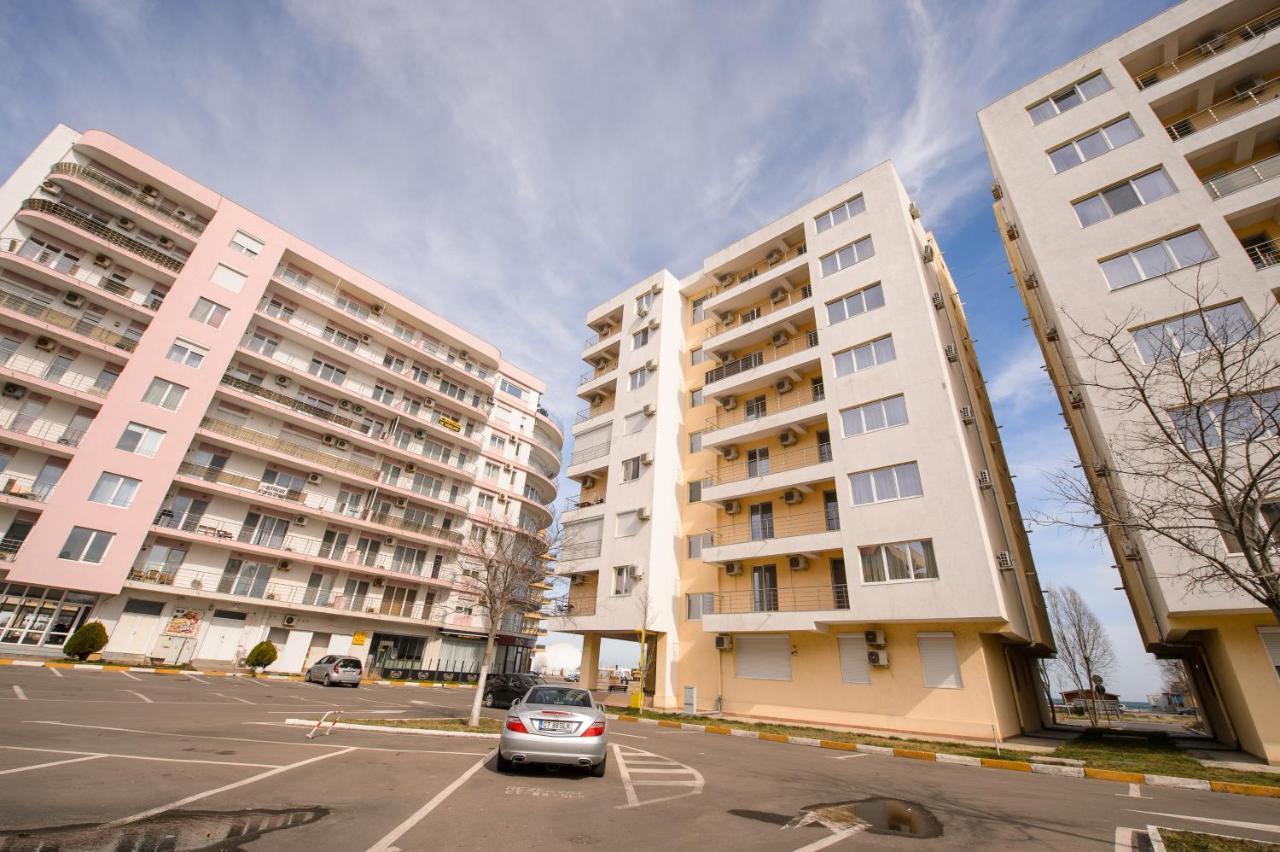 Summerland Relax Apartments Mamaia Dış mekan fotoğraf