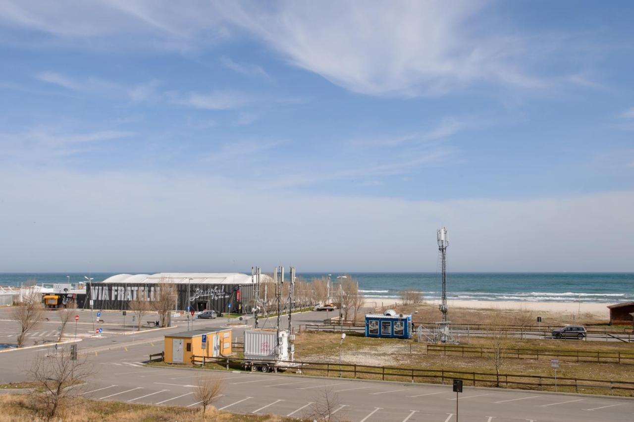 Summerland Relax Apartments Mamaia Dış mekan fotoğraf